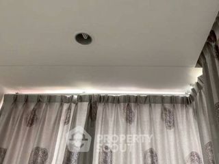 For sale 1 bed condo in Huai Khwang, Bangkok