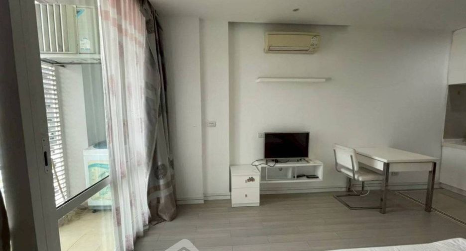 For sale 1 bed condo in Huai Khwang, Bangkok