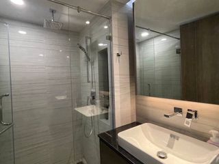 For rent and for sale 1 bed condo in Pathum Wan, Bangkok