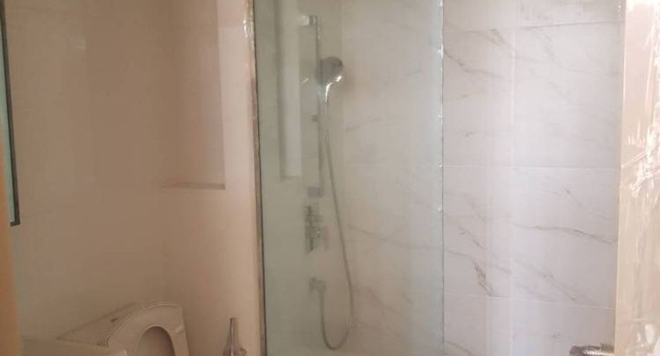 Condo en venta de 1 habitaciones en Phra Khanong, Bangkok