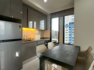 For rent 2 bedrooms condo in Ratchathewi, Bangkok