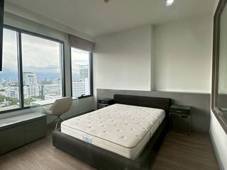 For rent 2 bedrooms condo in Ratchathewi, Bangkok