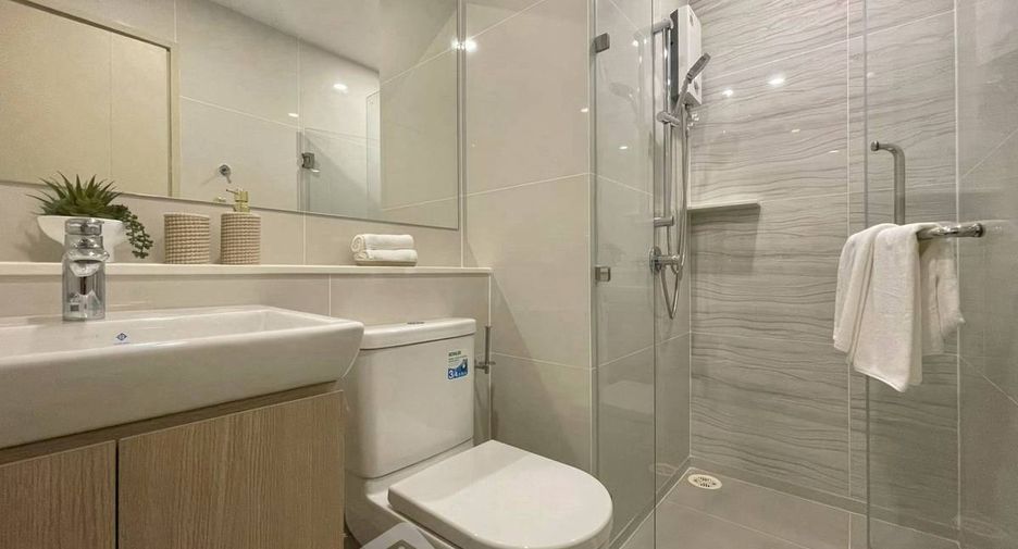 Condo en alquiler de 2 habitaciones en Khlong Toei, Bangkok