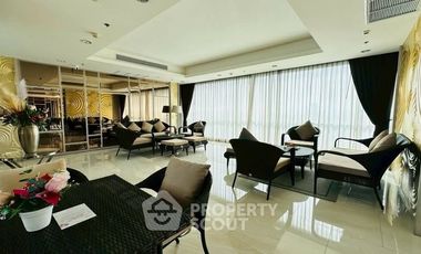 For rent 3 bedrooms condo in Bang Kho Laem, Bangkok