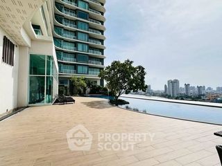 For rent 3 bedrooms condo in Bang Kho Laem, Bangkok
