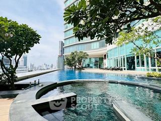 For rent 3 bedrooms condo in Bang Kho Laem, Bangkok