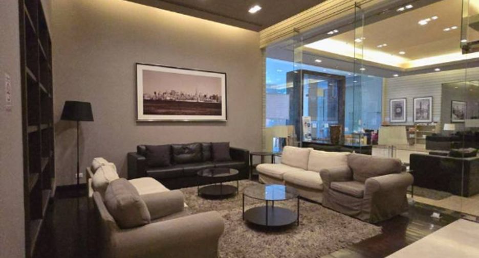 Condo en venta de 2 habitaciones en Huai Khwang, Bangkok