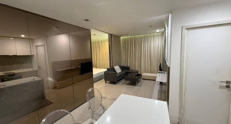 For rent 1 bed condo in Watthana, Bangkok