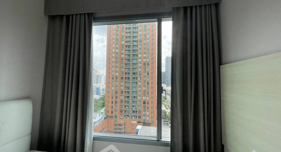 For sale 2 bedrooms condo in Watthana, Bangkok