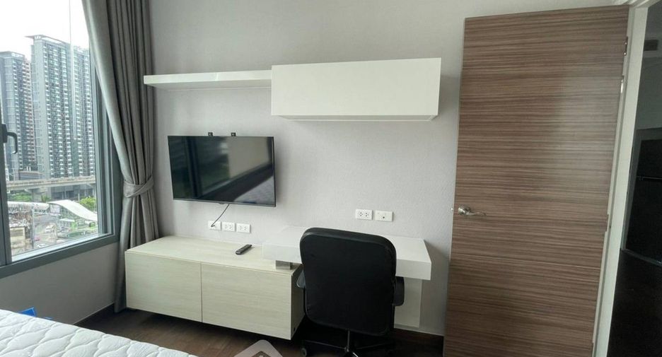 For sale 2 bedrooms condo in Watthana, Bangkok
