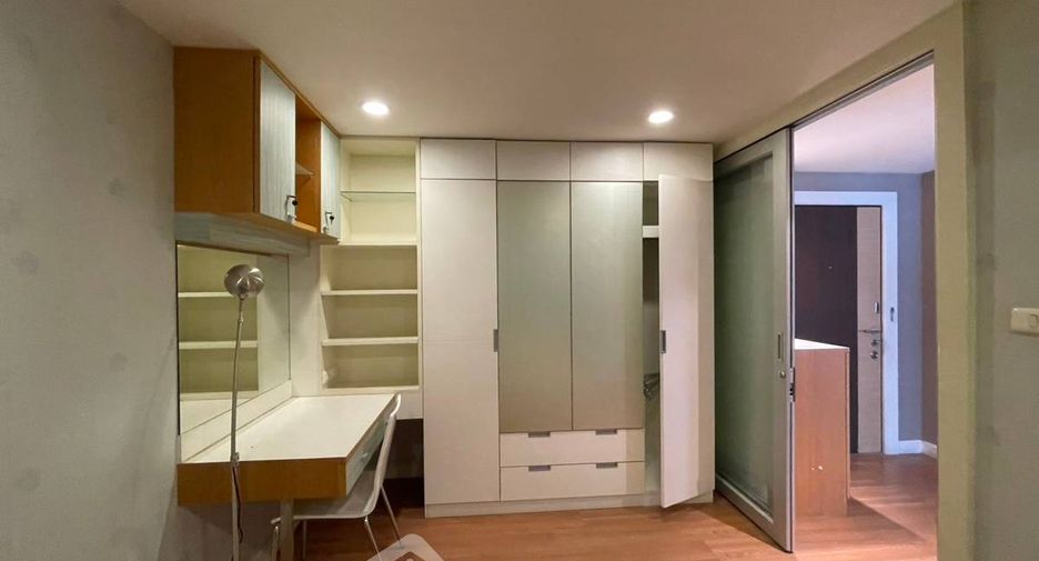 For rent そして for sale 2 ベッドルーム condo in Khlong Toei, Bangkok