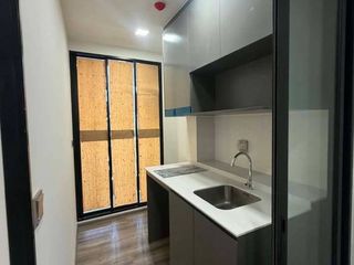 À vendre 1 chambre condo à Lak Si, Bangkok