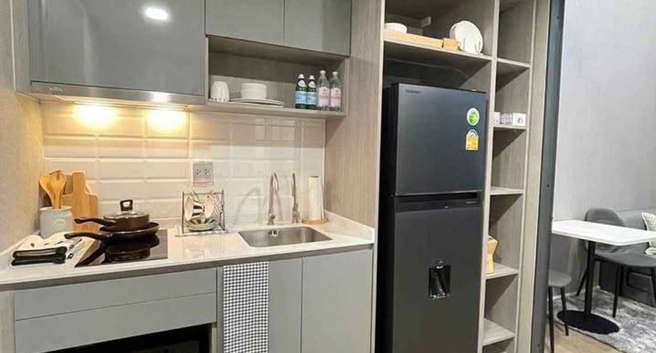 For sale 1 bed condo in Bang Kapi, Bangkok