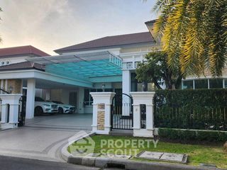 For sale 6 bedrooms house in Bang Khae, Bangkok