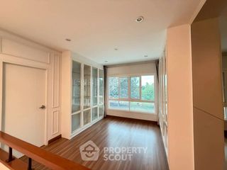 Casa en venta de 4 habitaciones en Mueang Chon Buri, Chonburi