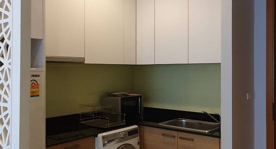 For rent 1 bed condo in Watthana, Bangkok