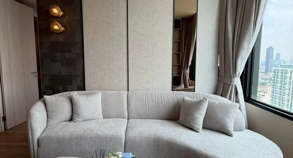 For rent 2 bedrooms condo in Watthana, Bangkok