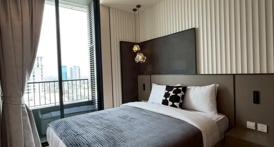For rent 2 bedrooms condo in Watthana, Bangkok