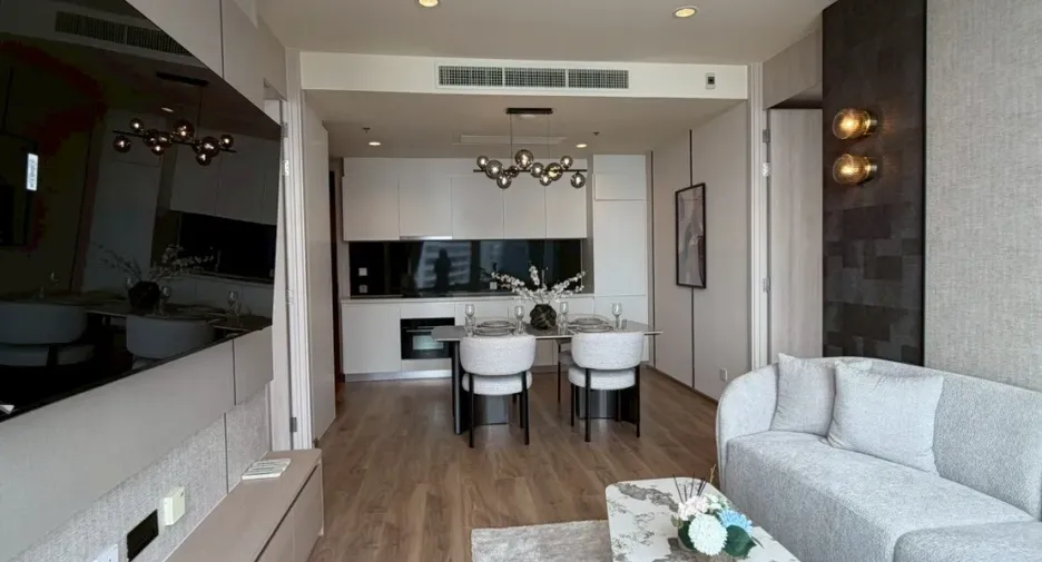 For rent 2 bedrooms condo in Watthana, Bangkok