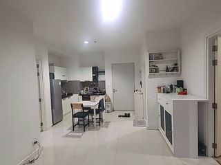 Condo en venta de 2 habitaciones en Bang Kapi, Bangkok