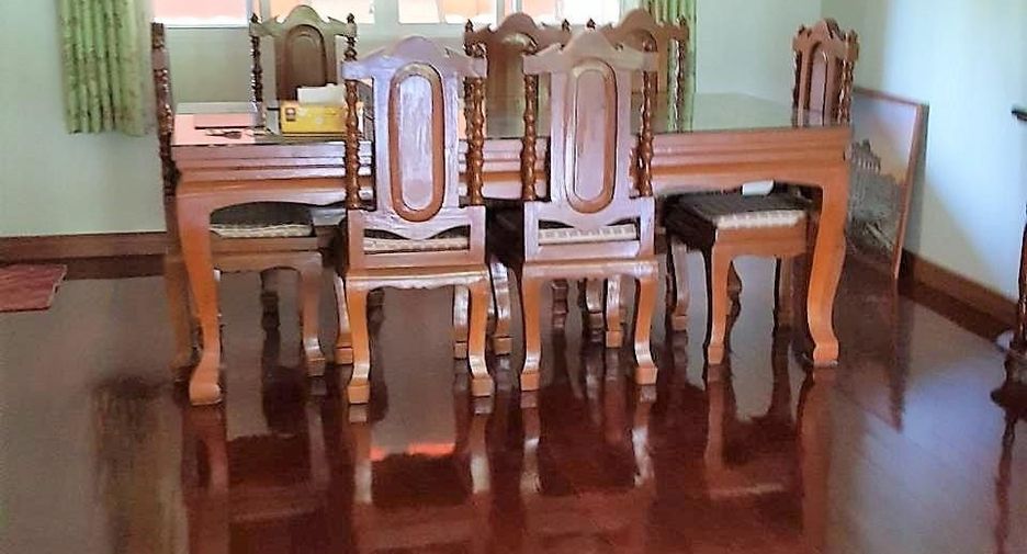 À vendre 4 chambres maison à San Kamphaeng, Chiang Mai