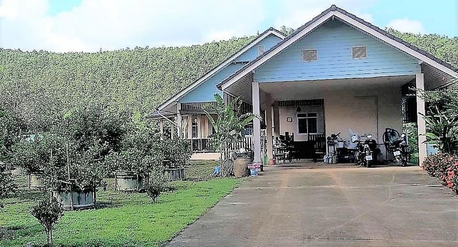 À vendre 4 chambres maison à San Kamphaeng, Chiang Mai