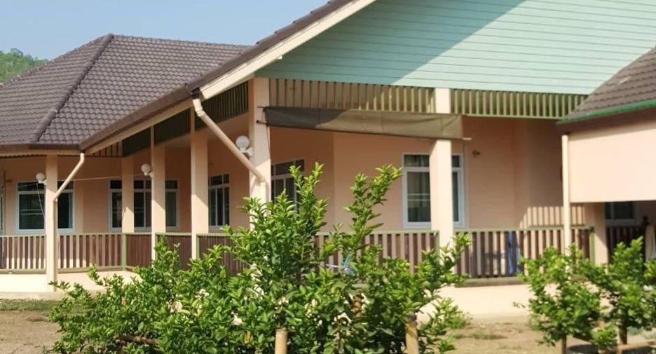 À vendre 4 chambres maison à San Kamphaeng, Chiang Mai