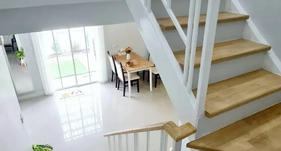 For sale and for rent 3 bedrooms townhouse in Bang Phli, Samut Prakan