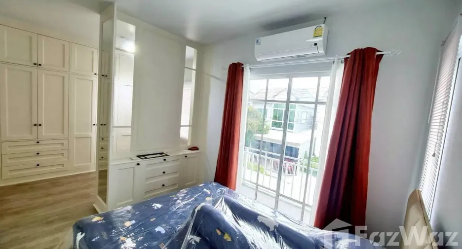 For sale and for rent 3 bedrooms townhouse in Bang Phli, Samut Prakan