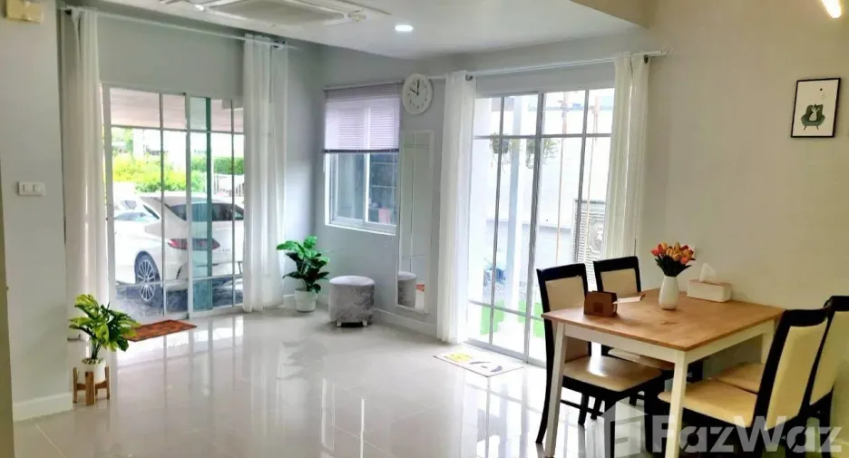 For sale and for rent 3 bedrooms townhouse in Bang Phli, Samut Prakan