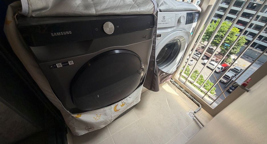 À louer 1 chambre condo à Phra Khanong, Bangkok