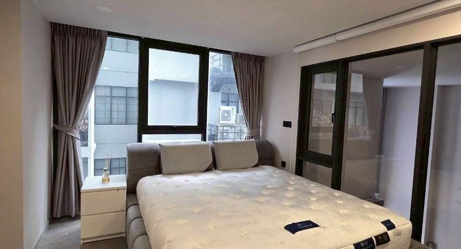 For sale 1 bed condo in Pathum Wan, Bangkok