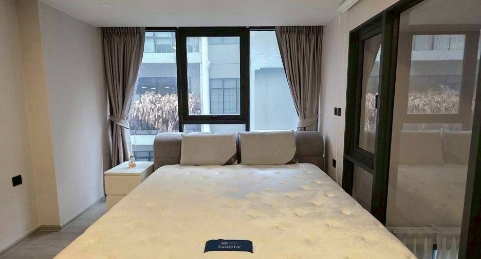 For sale 1 bed condo in Pathum Wan, Bangkok