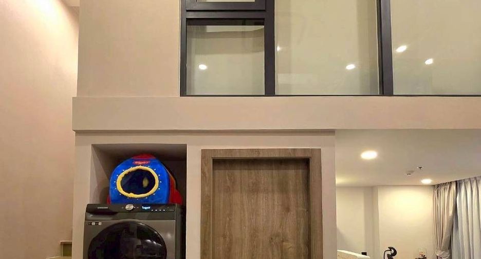 For sale 1 bed condo in Pathum Wan, Bangkok