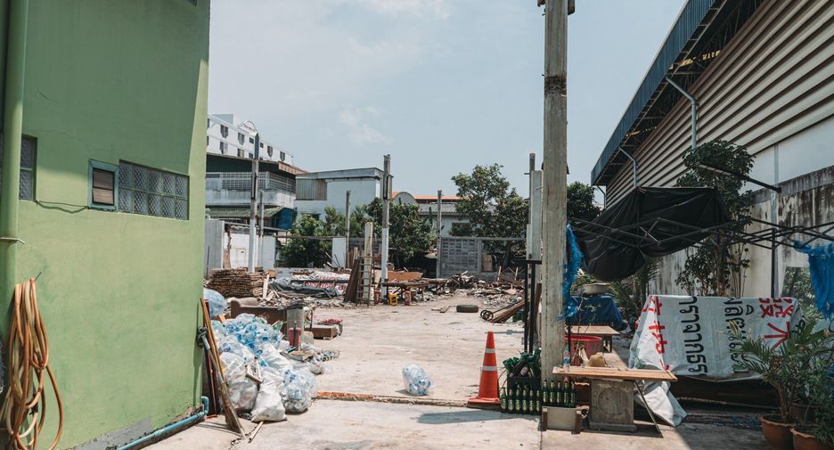 Terreno en venta en Mueang Samut Prakan, Samut Prakan