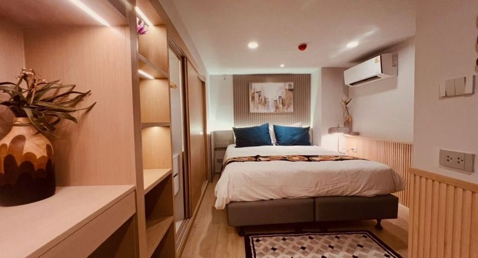 For rent 1 bed condo in Bang Rak, Bangkok