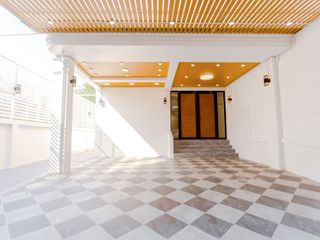 For sale 6 bedrooms house in Lat Phrao, Bangkok