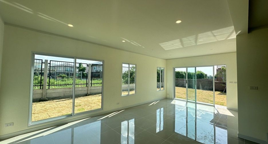 For sale 3 bedrooms house in Bang Phli, Samut Prakan