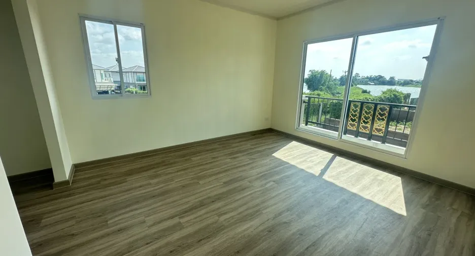 For sale 3 bedrooms house in Bang Phli, Samut Prakan