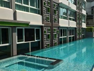 À vendre 1 chambre condo à Huai Khwang, Bangkok