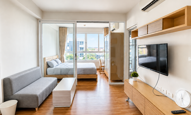 À vendre 1 chambre condo à Huai Khwang, Bangkok