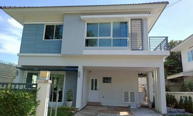 For sale and for rent 4 bedrooms house in Bang Phli, Samut Prakan