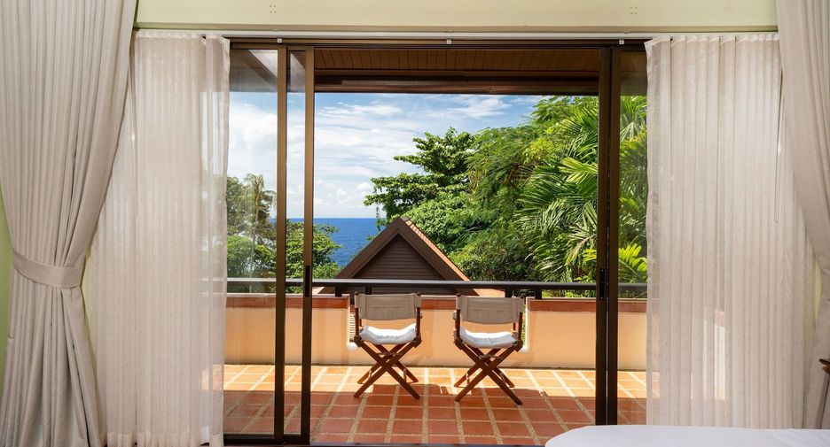 For sale and for rent 5 bedrooms villa in Mueang Phuket, Phuket