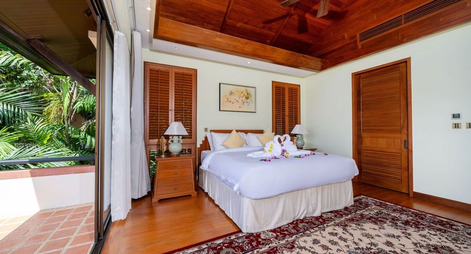 For sale and for rent 5 bedrooms villa in Mueang Phuket, Phuket