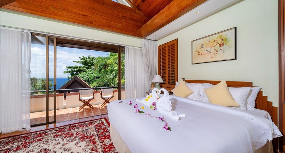 For sale and for rent 5 bedrooms villa in Mueang Phuket, Phuket
