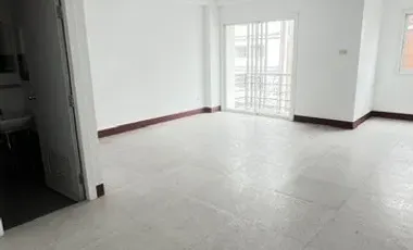 Casa adosada en venta de 3 habitaciones en Mueang Chiang Mai, Chiang Mai