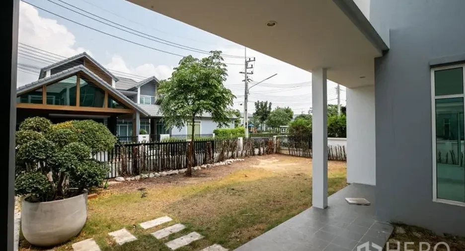 出租 和 出售 4 卧室 独立屋 在 Lam Luk Ka, Pathum Thani