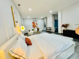 Reihenhaus zur Miete mit 3 Zimmer in Suan Luang, Bangkok