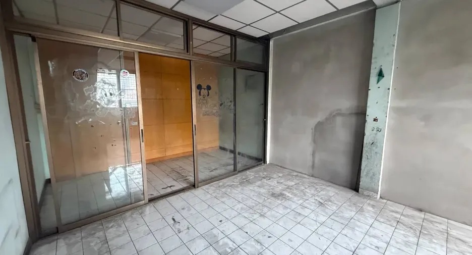 For rent retail Space in Khlong Toei, Bangkok