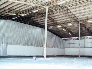 For rent warehouse in Bang Sao Thong, Samut Prakan